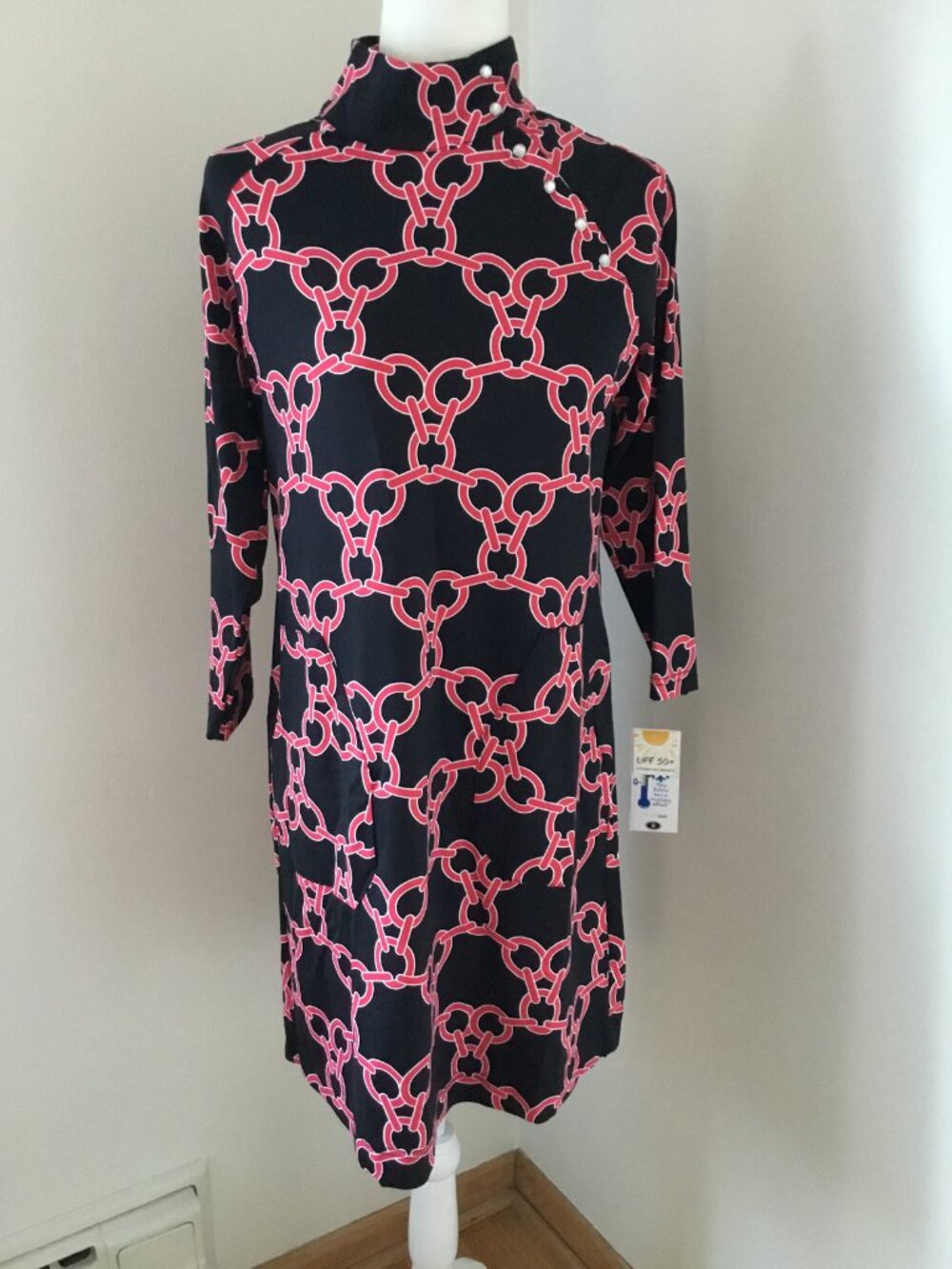 Lulu-B Black and Pink Mock Neck Snap Dress, NWT Size Small